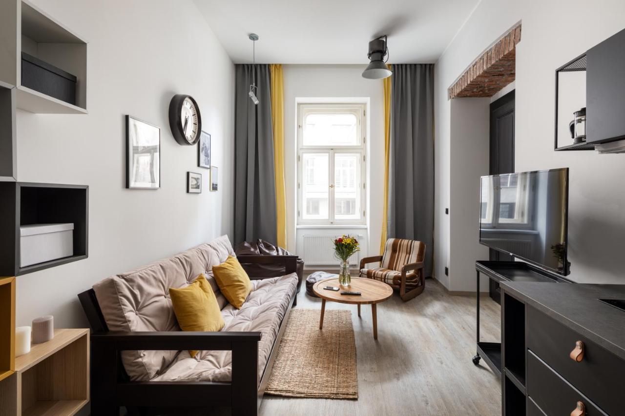 Designer Apartments In New Town By Prague Days - "Included Everything We Needed And More" Bagian luar foto