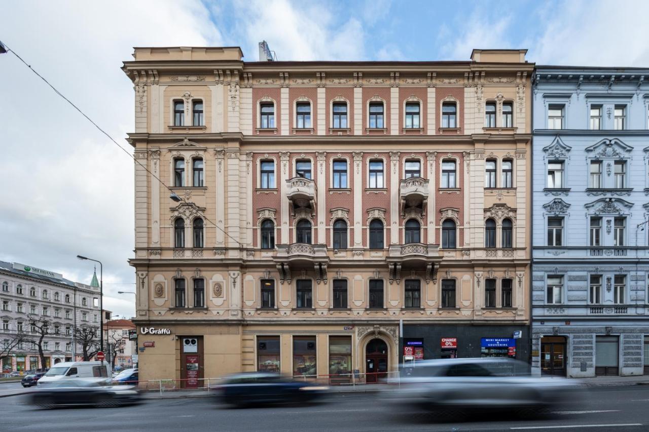 Designer Apartments In New Town By Prague Days - "Included Everything We Needed And More" Bagian luar foto